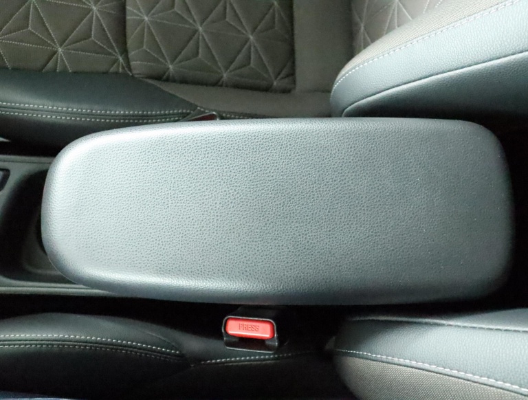 Toyota Yaris Cross - 1.5 Hybrid Executive 64