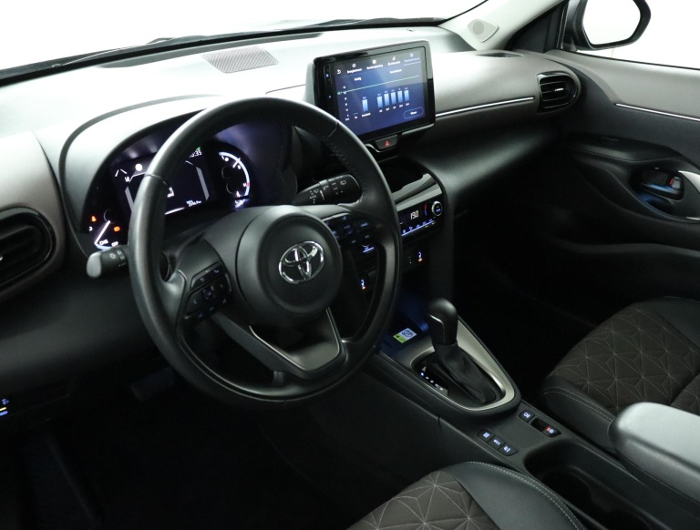 Toyota Yaris Cross - 1.5 Hybrid Executive 66