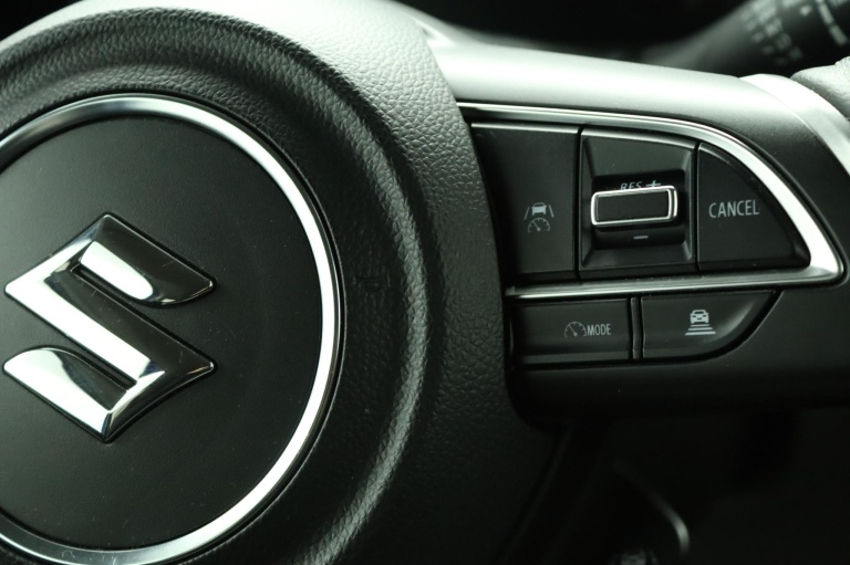 Suzuki Swift - 1.2 Select Smart Hybrid 21