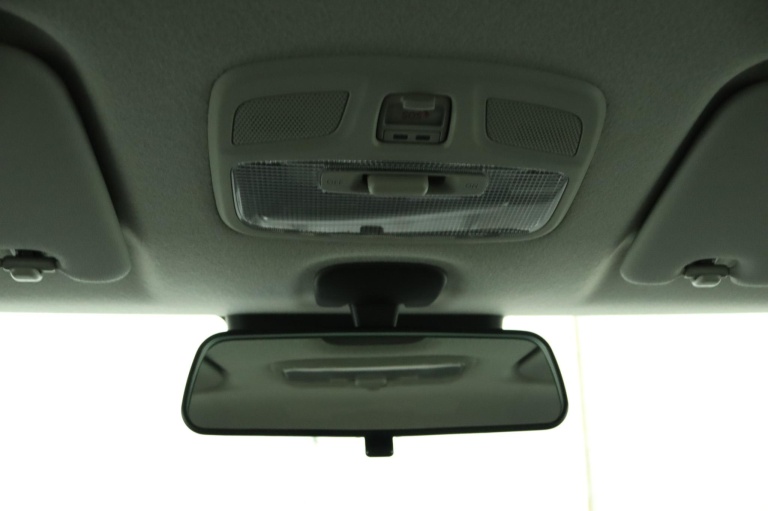 Suzuki Swift - 1.2 Select Smart Hybrid 31