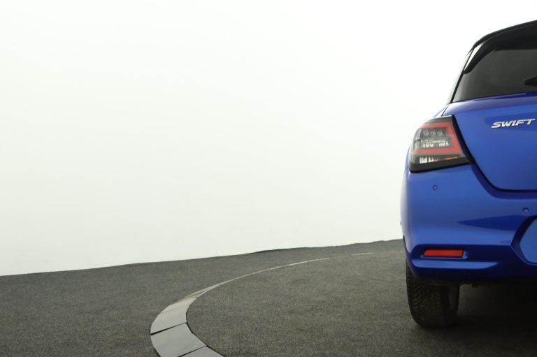 Suzuki Swift - 1.2 Select Smart Hybrid 37