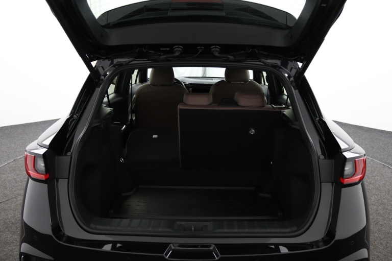 Lexus LBX - Elegant 2WD 24