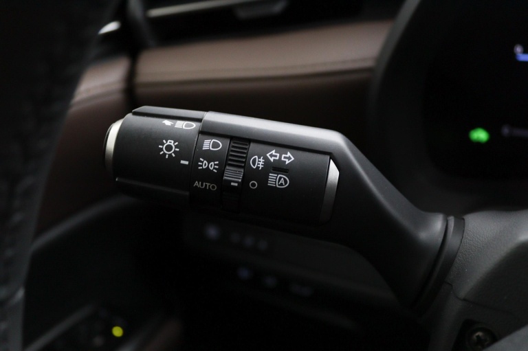 Lexus LBX - Elegant 2WD 29