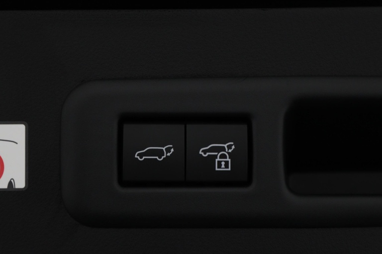 Lexus LBX - Elegant 2WD 37