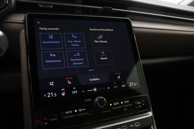 Lexus LBX - Elegant 2WD 46