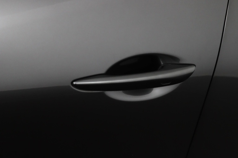 Mazda 3 - 2.0 e-SkyActiv-X M Hybrid 180 33