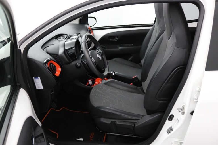 Toyota Aygo - 1.0 VVT-i x-otic 17