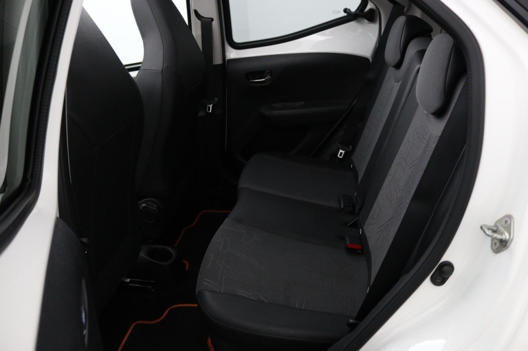 Toyota Aygo - 1.0 VVT-i x-otic 18