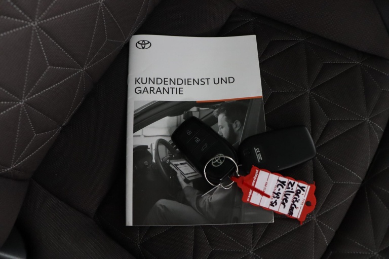 Toyota Yaris Cross - 1.5 Hybrid Executive 11