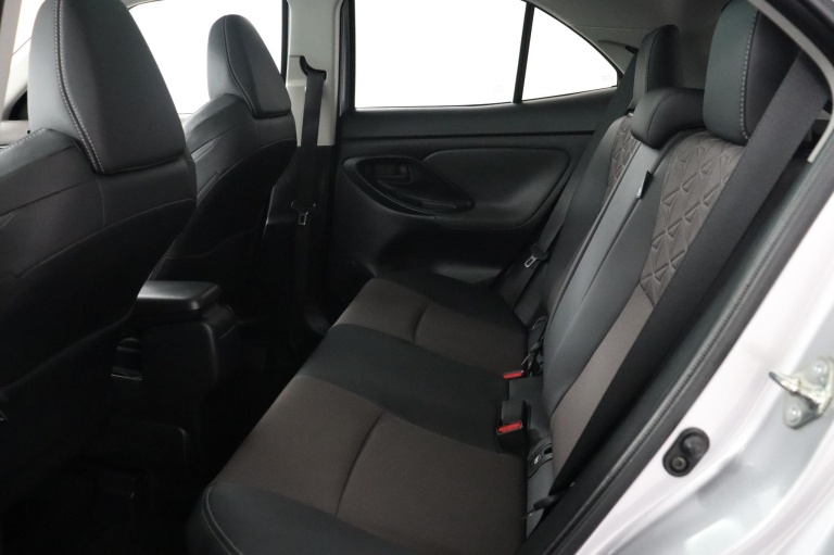 Toyota Yaris Cross - 1.5 Hybrid Executive 18