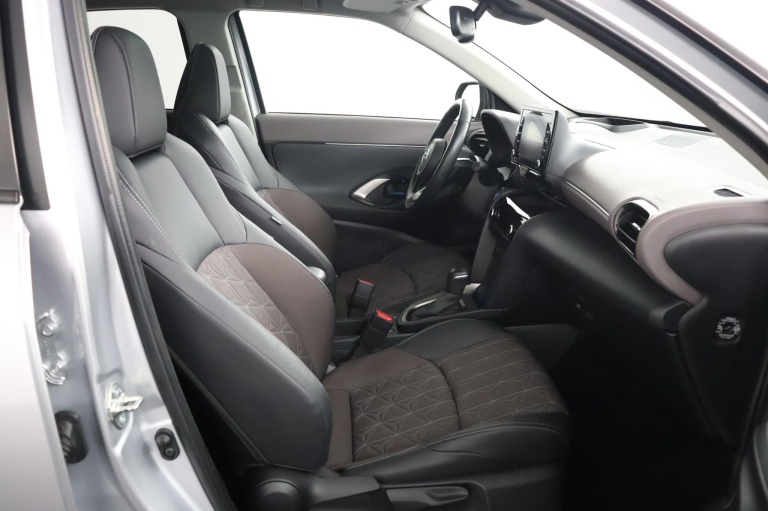 Toyota Yaris Cross - 1.5 Hybrid Executive 22