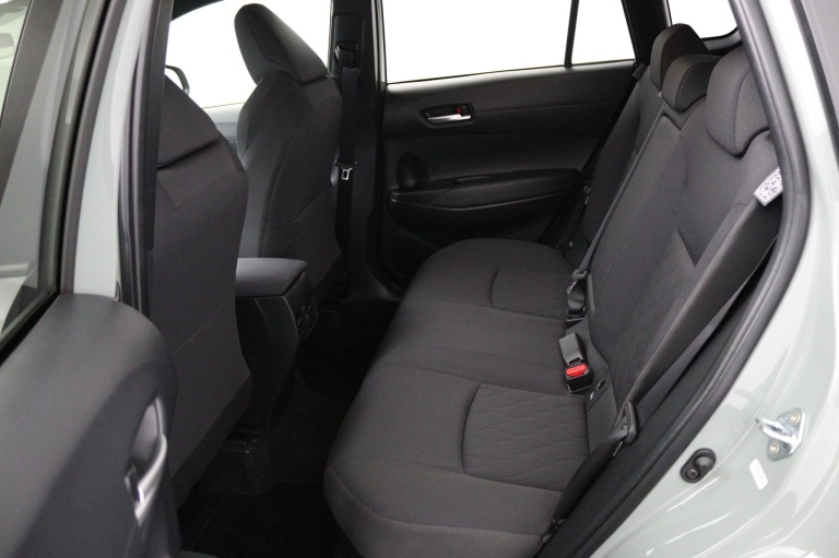 Toyota Corolla Cross - Hybrid 140 Style 18