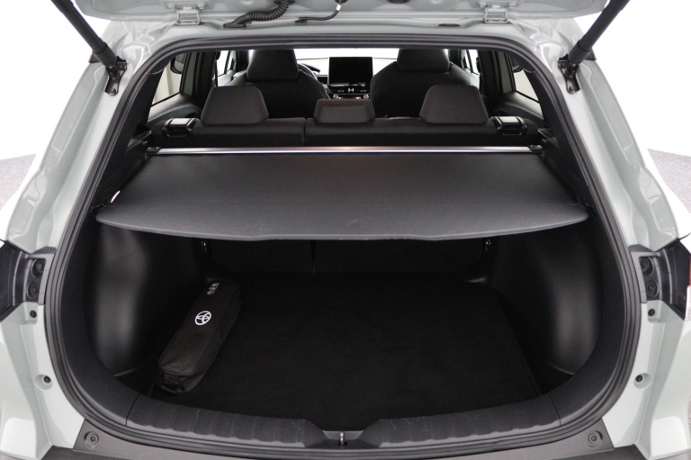 Toyota Corolla Cross - Hybrid 140 Style 23