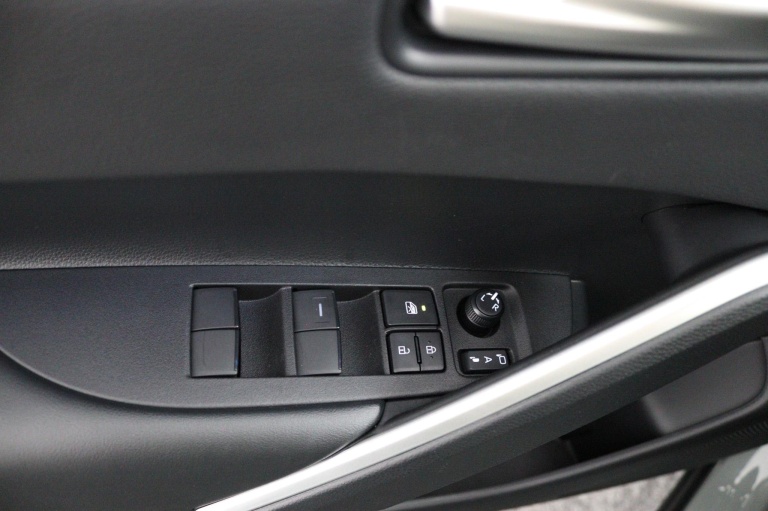 Toyota Corolla Cross - Hybrid 140 Style 29