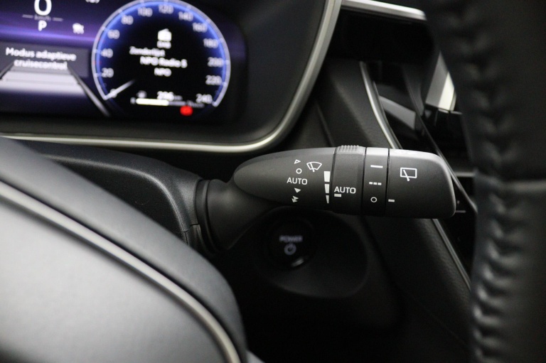 Toyota Corolla Cross - Hybrid 140 Style 32