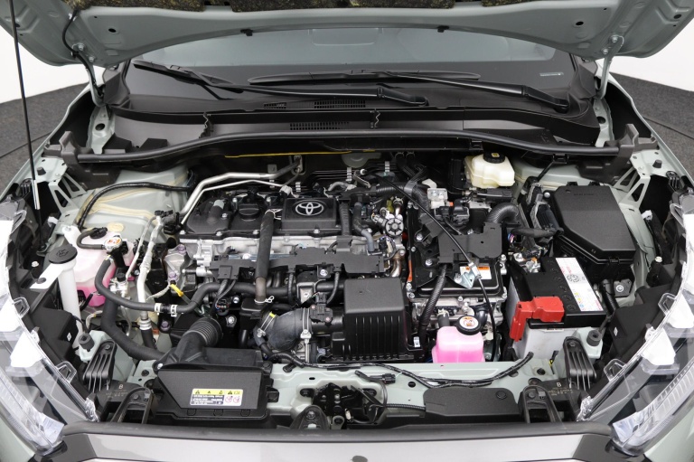 Toyota Corolla Cross - Hybrid 140 Style 35