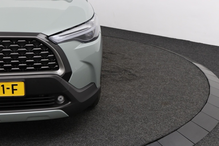 Toyota Corolla Cross - Hybrid 140 Style 36