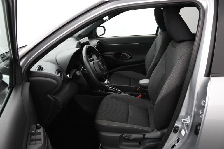 Toyota Yaris Cross - 1.5 Hybrid 115 First Edition 17