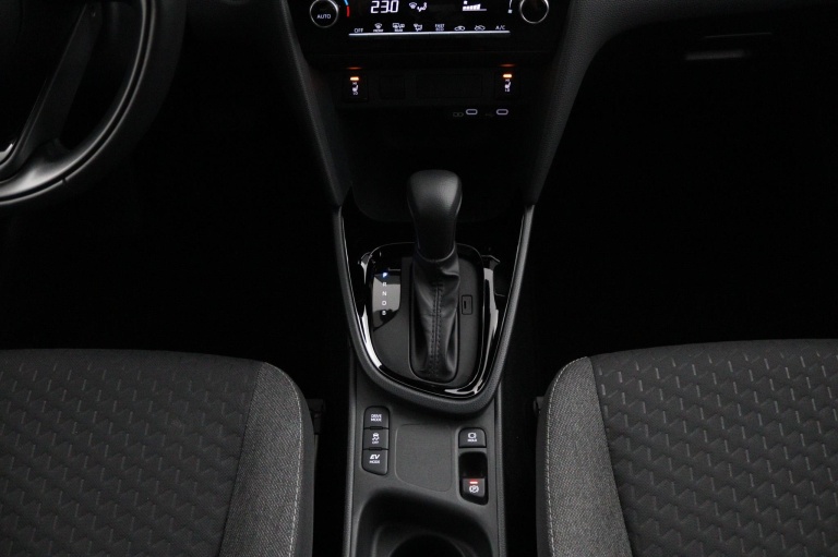 Toyota Yaris Cross - 1.5 Hybrid 115 First Edition 26