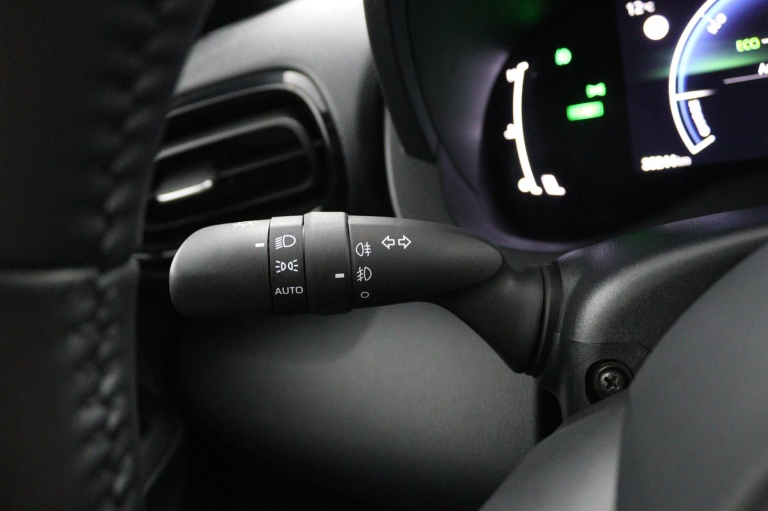 Toyota Yaris Cross - 1.5 Hybrid 115 First Edition 30