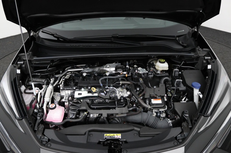 Toyota C-HR - 2.0 Plug-in Hybrid 220 Dynamic 35