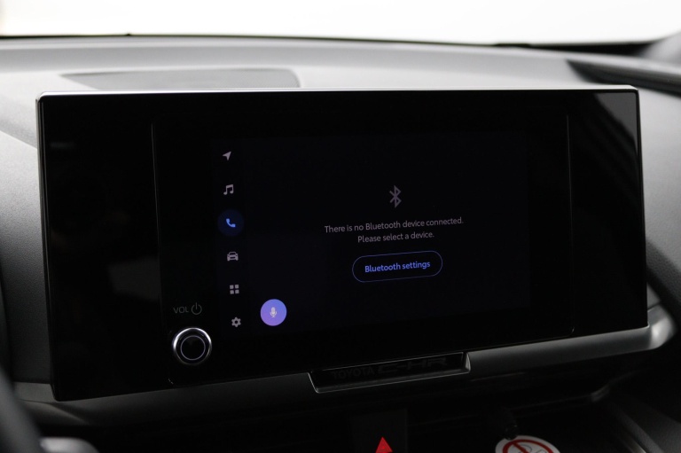 Toyota C-HR - 2.0 Plug-in Hybrid 220 Dynamic 46