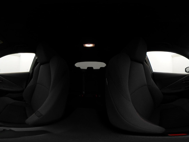 Toyota C-HR - 2.0 Plug-in Hybrid 220 Dynamic