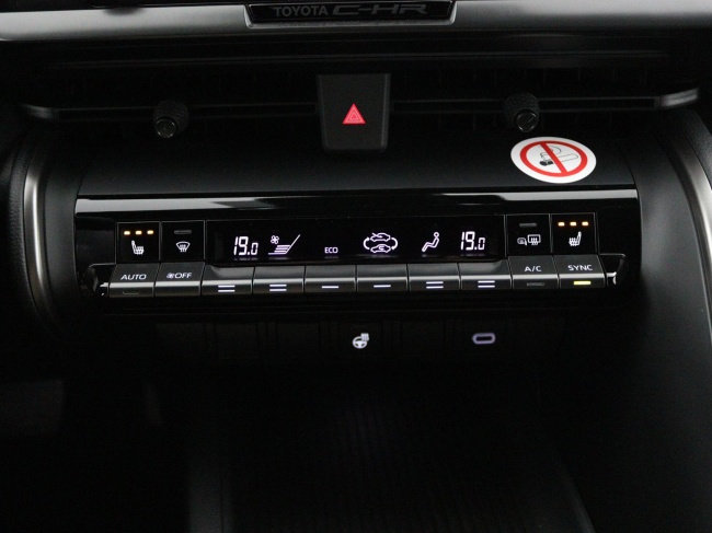 Toyota C-HR - 2.0 Plug-in Hybrid 220 Dynamic