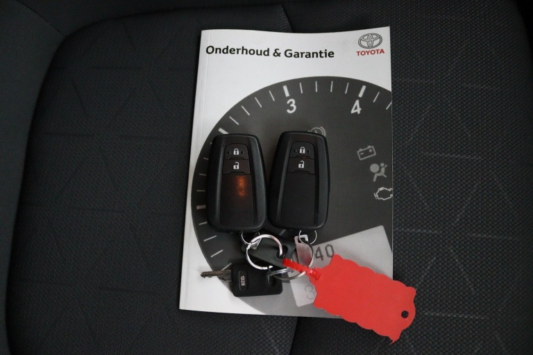 Toyota RAV4 - 2.5 Hybrid Active 25