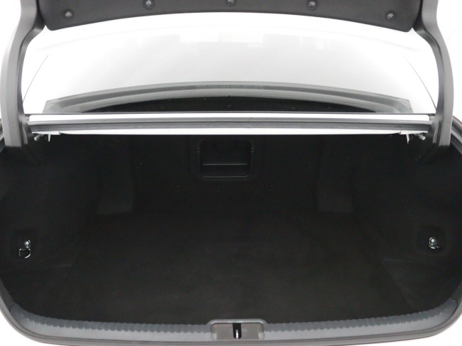 Lexus ES - 300h Preference Line Business