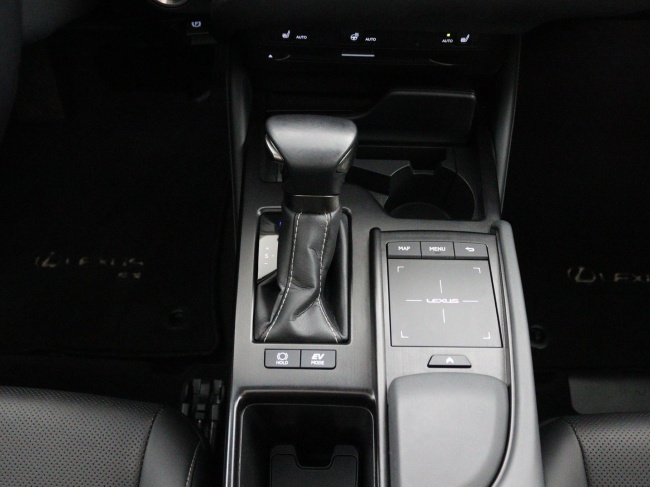 Lexus ES - 300h Preference Line Business