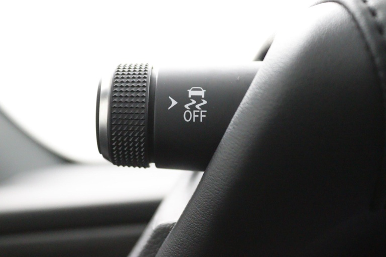 Lexus ES - 300h Preference Line Business 37