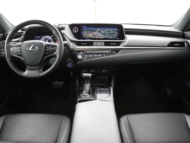 Lexus ES - 300h Preference Line Business