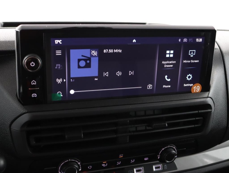 Toyota PROACE Worker - 2.0 D-4D L1 Challenger 23