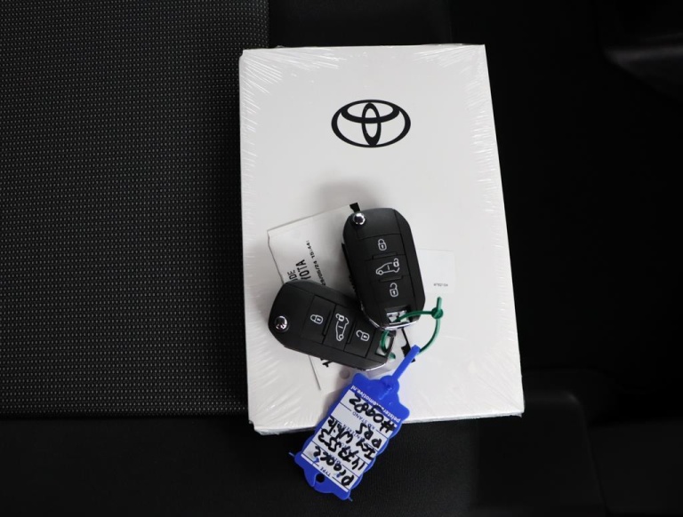 Toyota PROACE Worker - 2.0 D-4D L1 Challenger 24