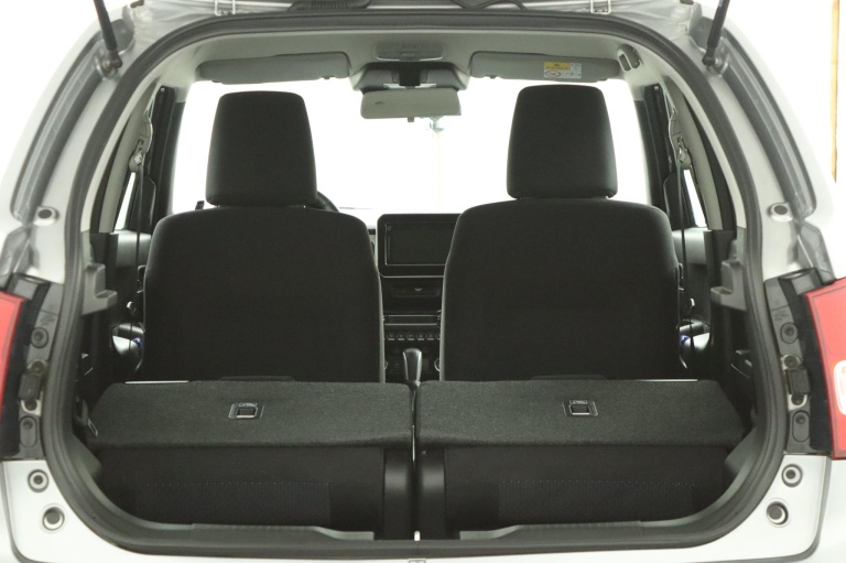 Suzuki Ignis - 1.2 Smart Hybrid Style 26