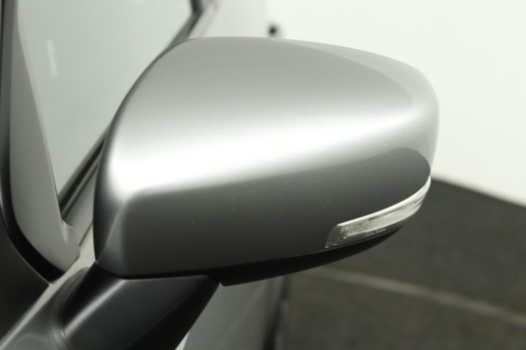 Suzuki Ignis - 1.2 Smart Hybrid Style 37