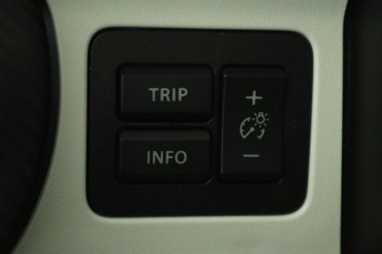 Suzuki Ignis - 1.2 Smart Hybrid Style 48