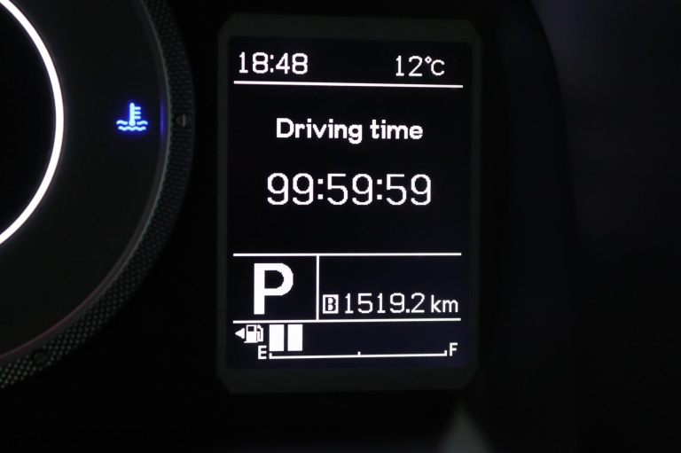 Suzuki Ignis - 1.2 Smart Hybrid Style 58