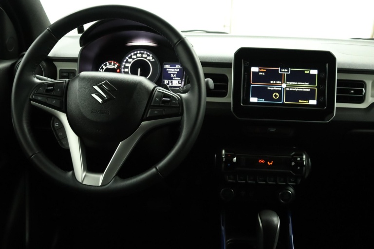 Suzuki Ignis - 1.2 Smart Hybrid Style 69