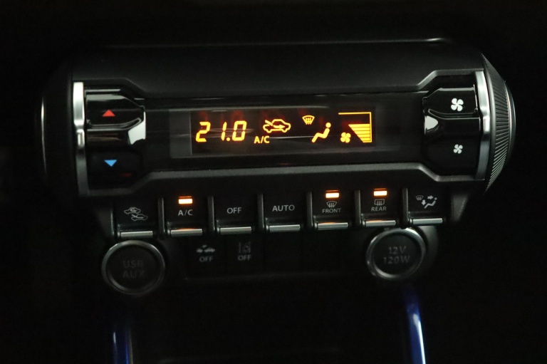 Suzuki Ignis - 1.2 Smart Hybrid Style 7