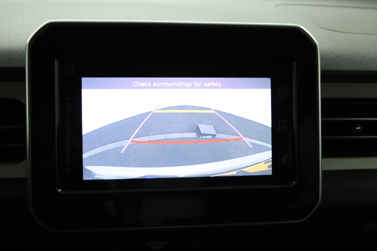 Suzuki Ignis - 1.2 Smart Hybrid Style 9