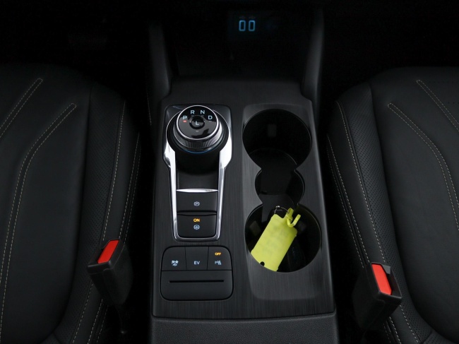 Ford Kuga - 2.5 PHEV Vignale