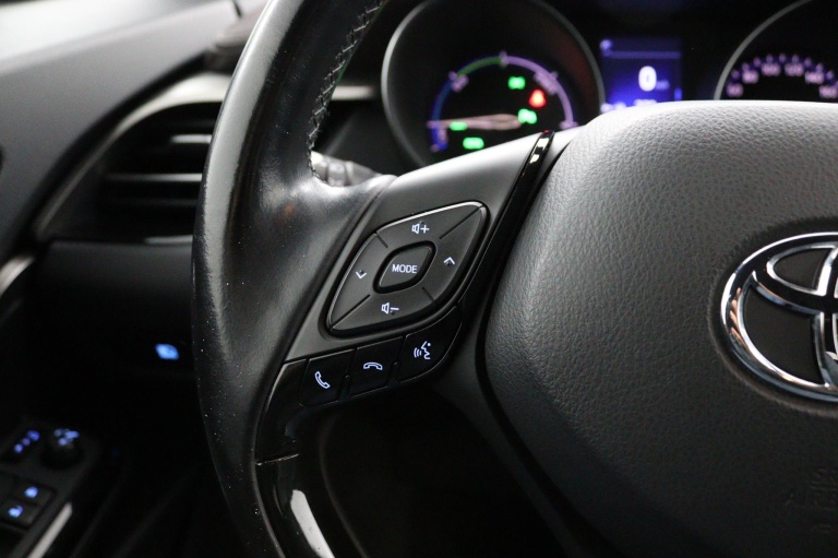Toyota C-HR - 1.8 Hybrid Bi-Tone 20