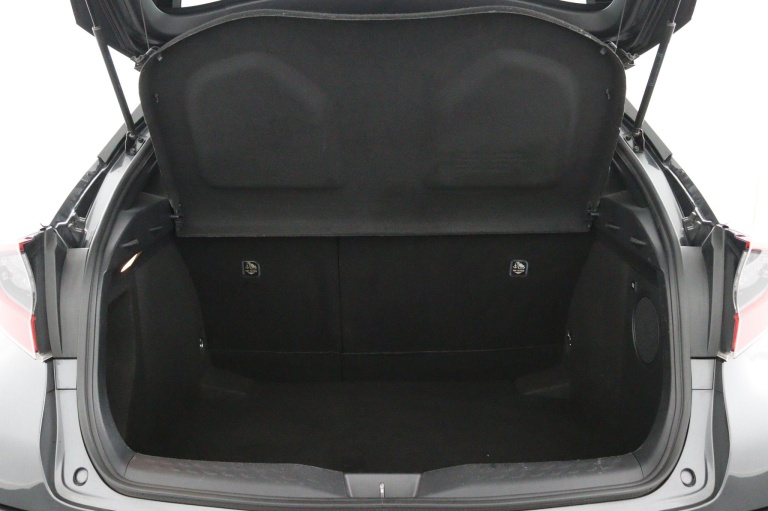 Toyota C-HR - 1.8 Hybrid Bi-Tone 24