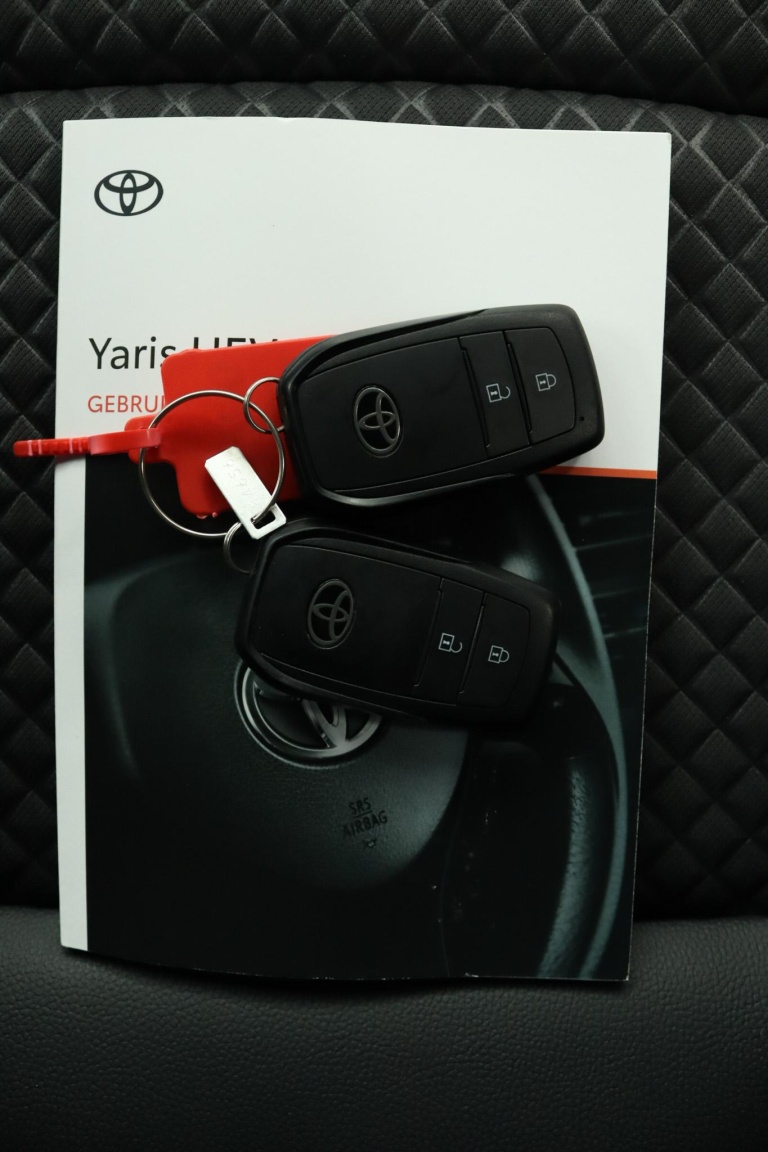 Toyota Yaris - 1.5 Hybrid 130 Executive 11