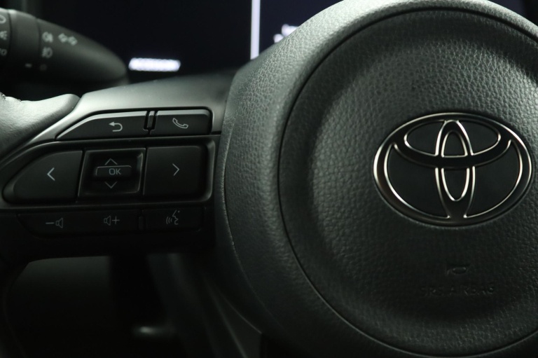 Toyota Yaris - 1.5 Hybrid 130 Executive 19