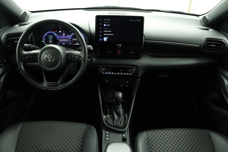 Toyota Yaris - 1.5 Hybrid 130 Executive 4
