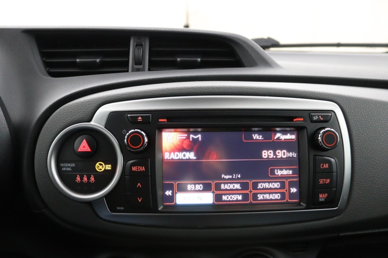 Toyota Yaris - 1.3 VVT-i Aspiration 14