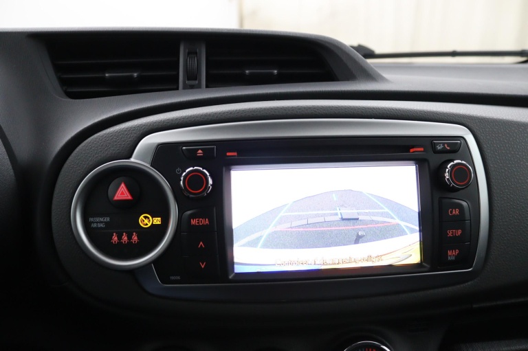 Toyota Yaris - 1.3 VVT-i Aspiration 15